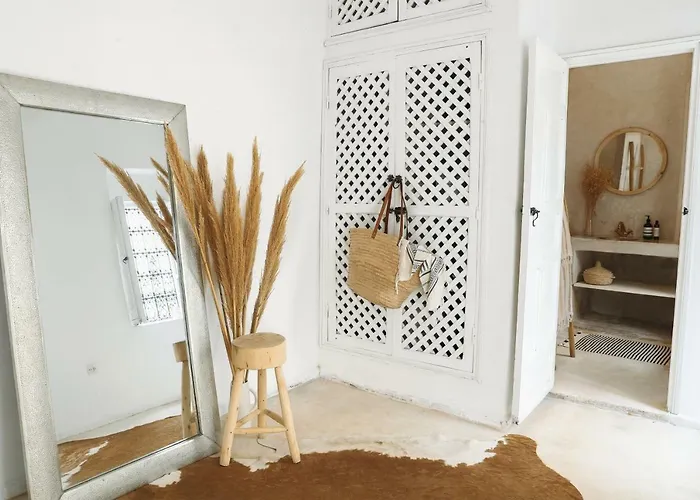 Riad Shiraz Private House Pool & Hammam Marrakesh